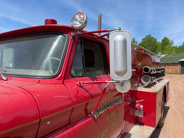 #330-•-1958-chevy-80-(howe)-fire-truck-(no-brakes)-(has-mi.-title)-(wakefield,-mi)-image-14