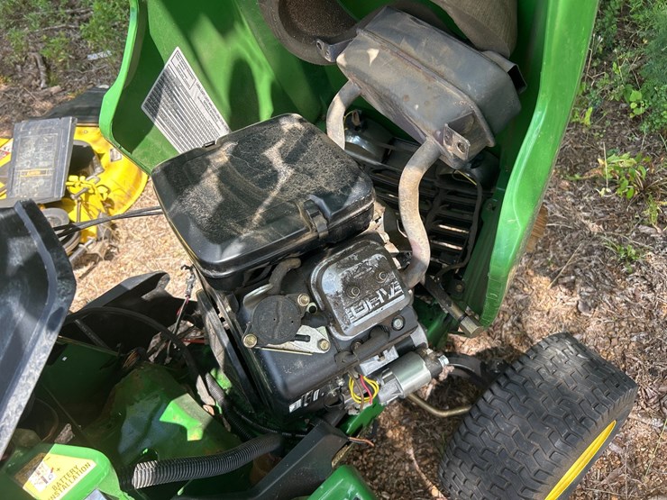 john-deere-gt235-image-6
