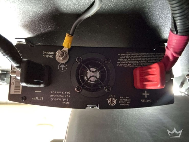 2013-chevrolet-express-2500-image-35