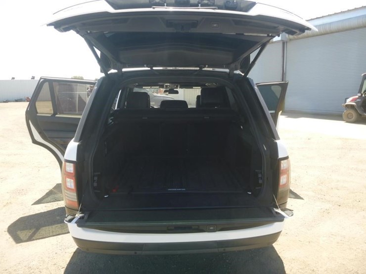 2016-land-rover-range-rover-image-10