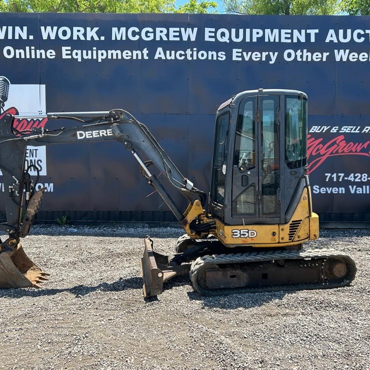 DEERE 35D