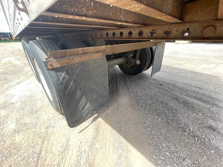 #416-•-2011-wabash-semi-trailer-(has-wi-title)-(denmark,-wi)-image-13