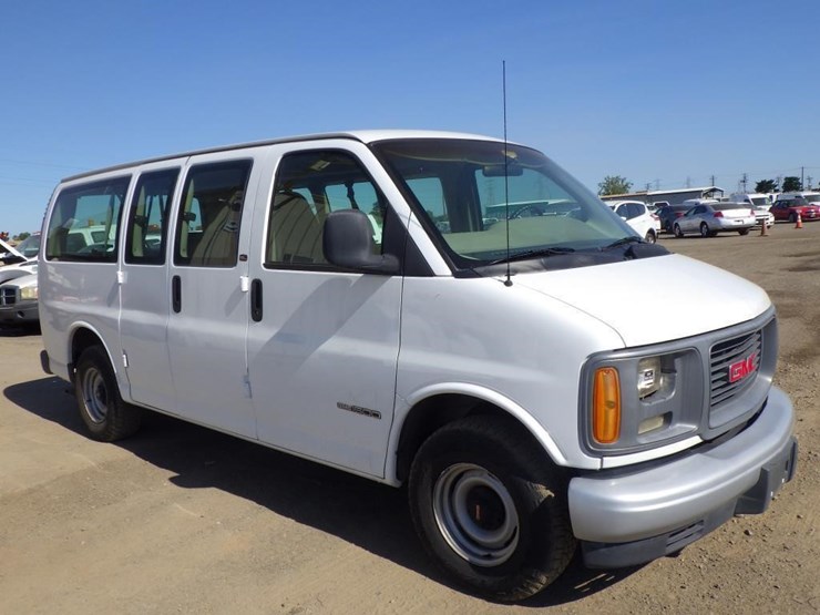 1999-gmc-1500-image-3