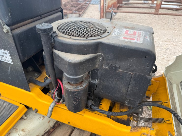 cub-cadet-1020-image-11