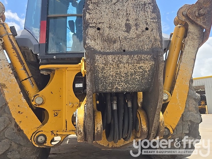 2020-deere-310sl-image-36