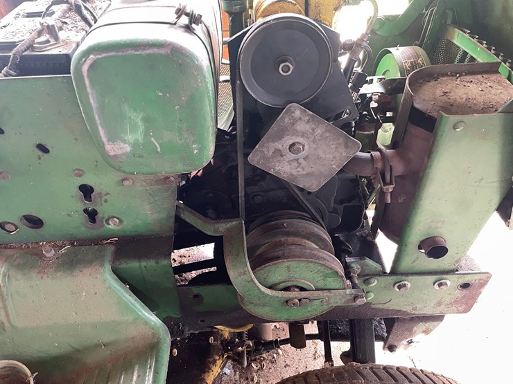 john-deere-110-image-12