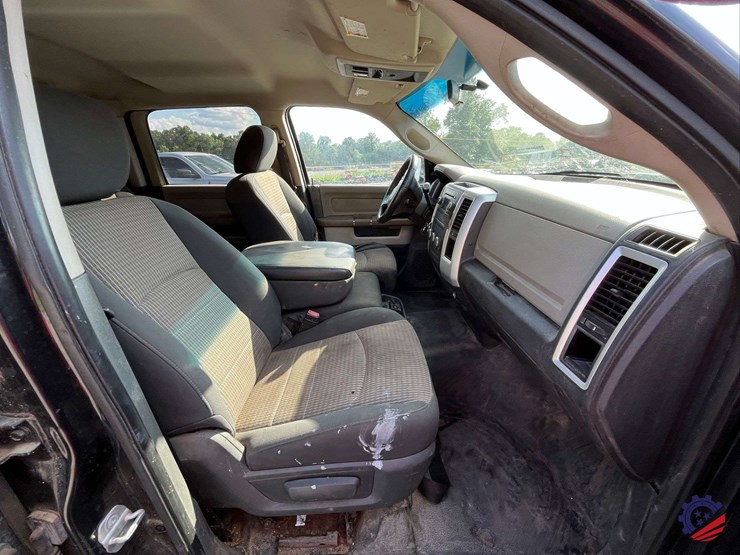 2011-dodge-ram-2500-image-52