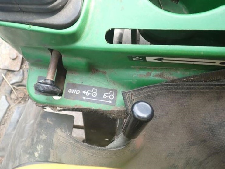 2011-john-deere-1023e-image-48