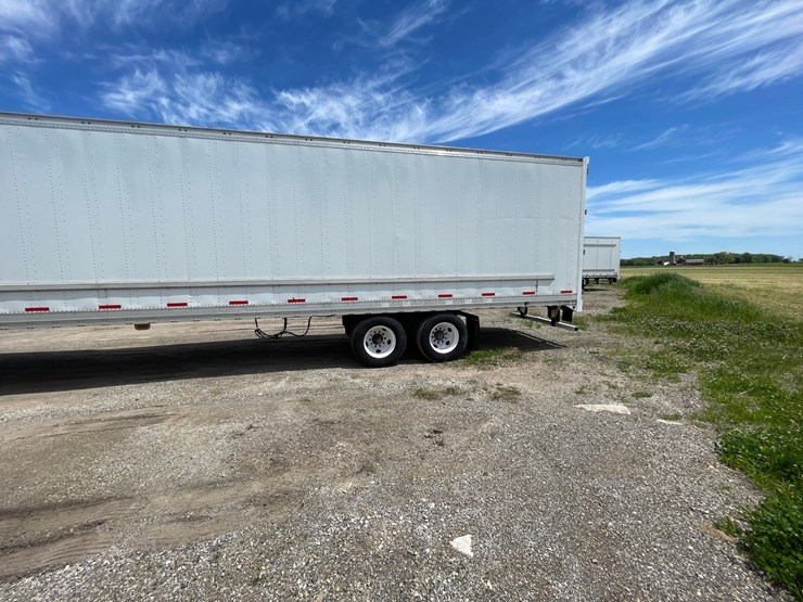 #420-•-2009-stoughton-semi--trailer-(title-in-delay)-(denmark,-wi)-image-9