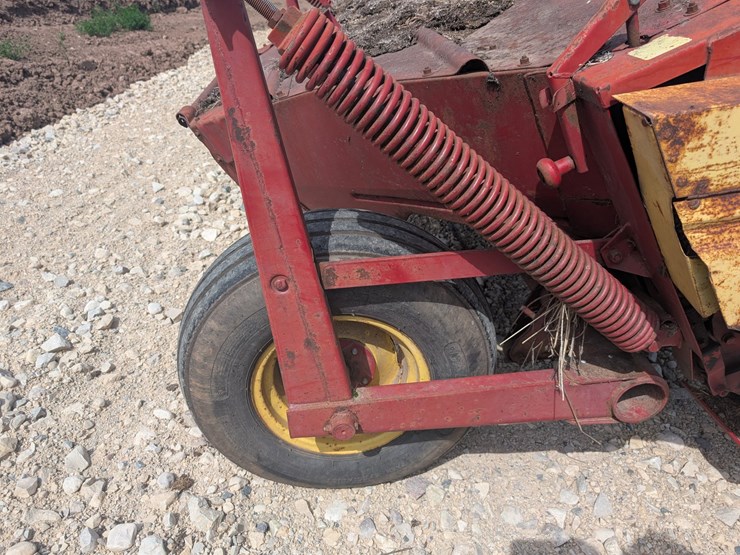 new-holland-469-image-12