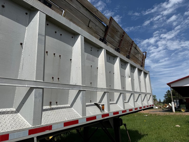 #468-•-1979-easton-pusher-28'-semi-pusher-trailer-(has-wi-title)-(stanley,-wi)-image-31