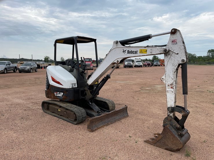 2020-bobcat-e32i-image-7
