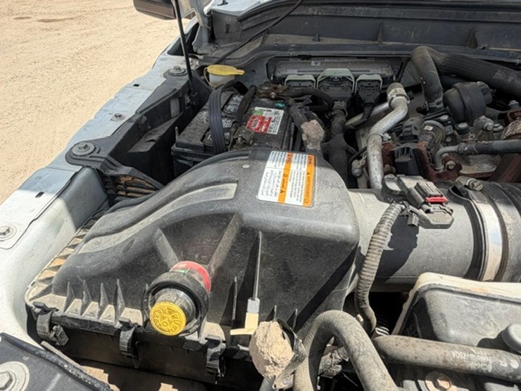 2013-ford-f550-image-57