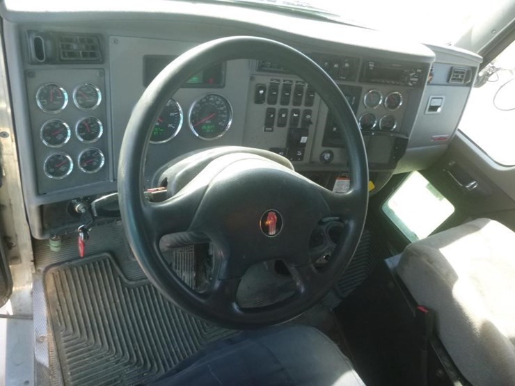 2018-kenworth-t370-image-17