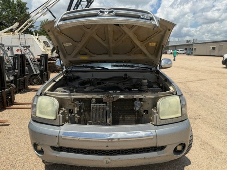 2004-toyota-tundra-image-53