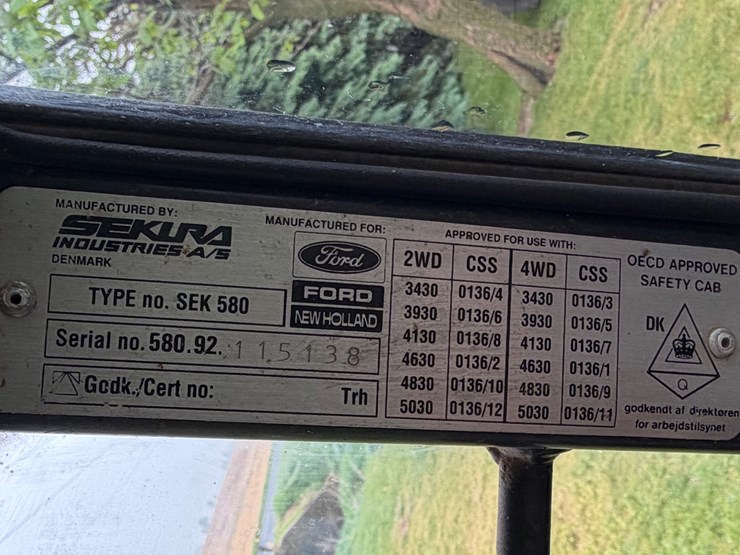 new-holland-5030-image-25