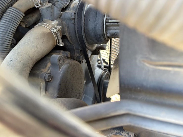 2018-kubota-m5-111d-image-39