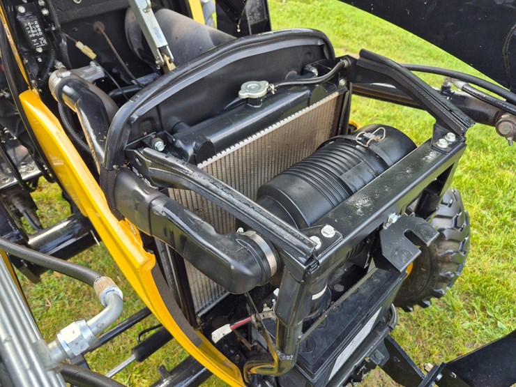 cub-cadet-yanmar-ex450-image-19
