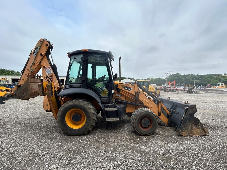 jcb-3cx14-image-5