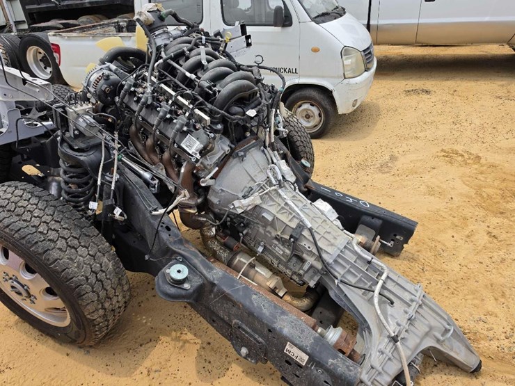 2023-ford-f250-image-6