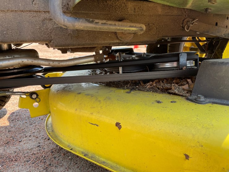 john-deere-e140-image-30