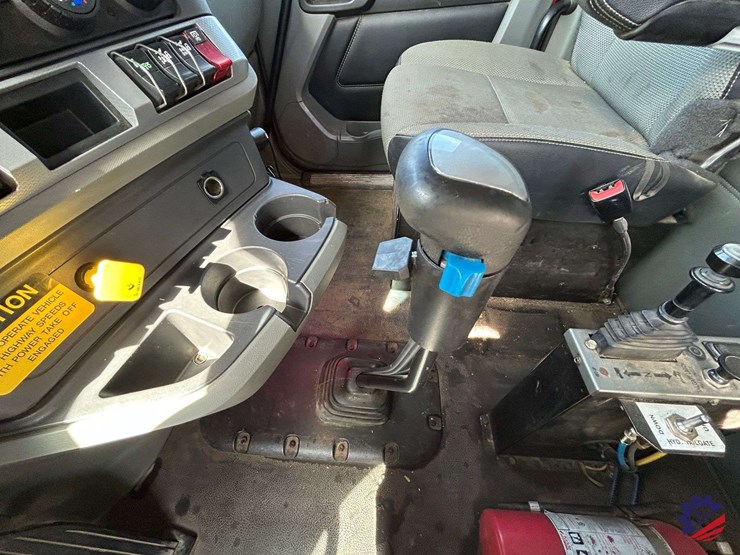 2020-kenworth-t880-image-79