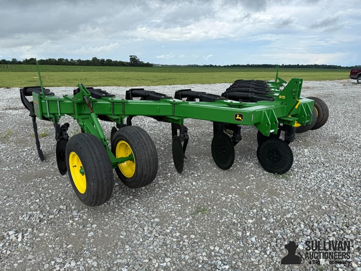 john-deere-915-image-3