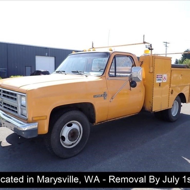1987 CHEVROLET 30