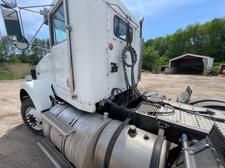 1988-kenworth-t800-image-15