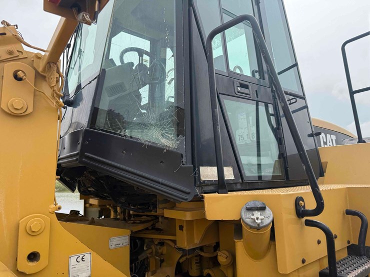 caterpillar-950g-image-24