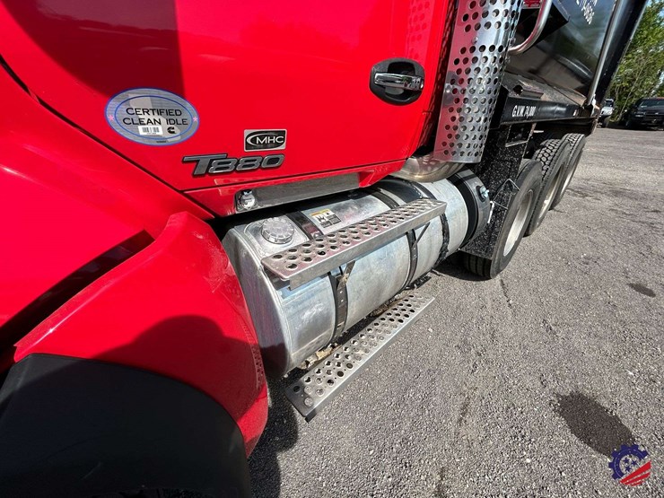 2020-kenworth-t880-image-41