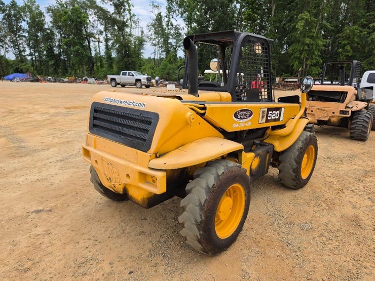 jcb-520-image-3
