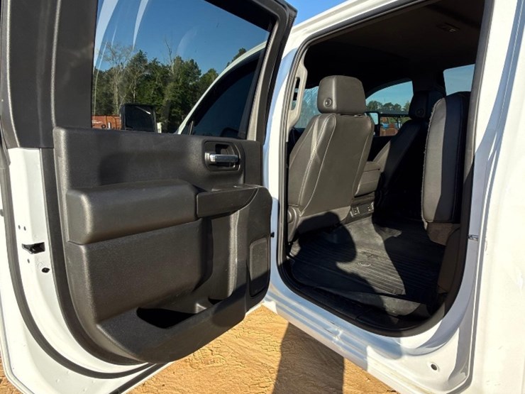 2021-gmc-3500-image-9