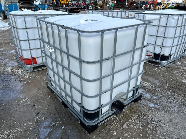 water-tank-tote-image-2