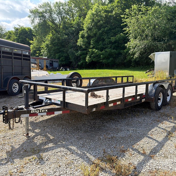 #454 • 2017 BigTex 20' Tandem Axle Utility Trailer (Has WI Title)(Helenville, WI)