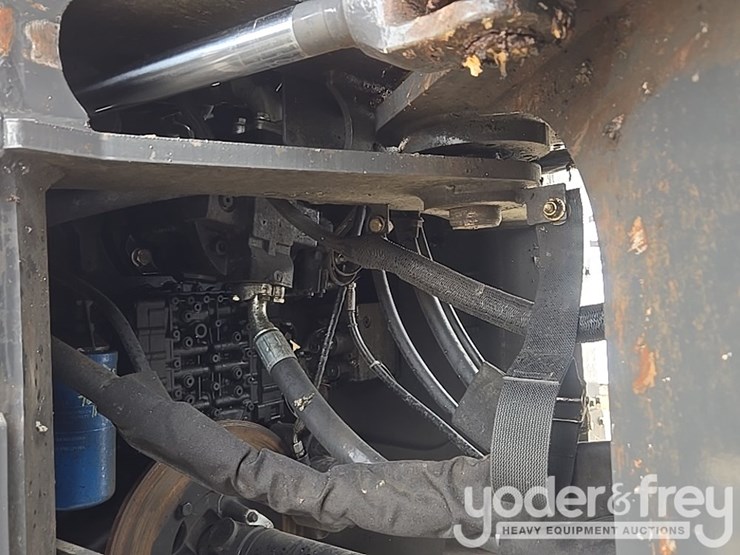 2021-case-521g-image-29