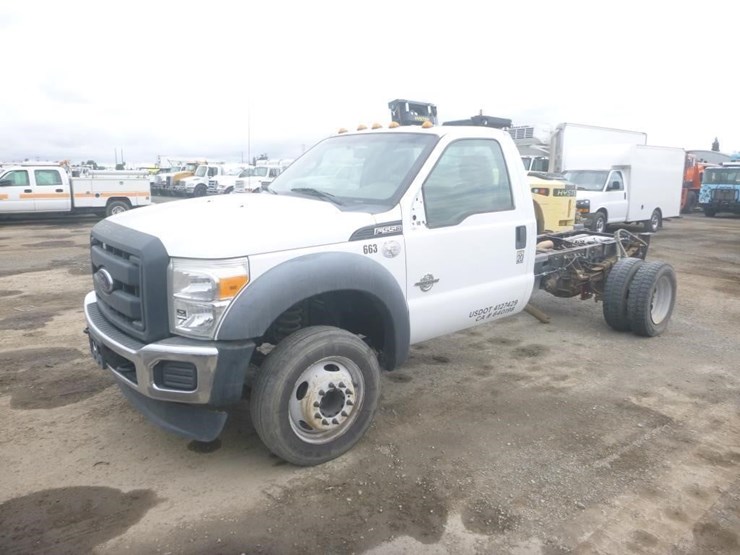 2016-ford-f550-image-1