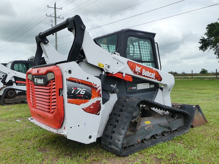 2021-bobcat-t76-image-7
