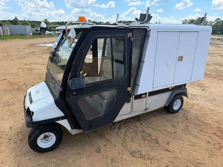 2005-club-car-carry-all-zmt-utility-cart-image-1