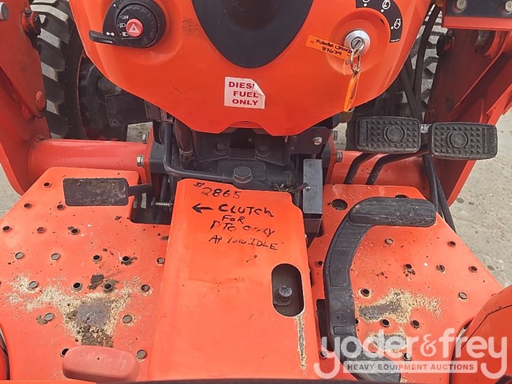 2019-kubota-l3901d-image-42