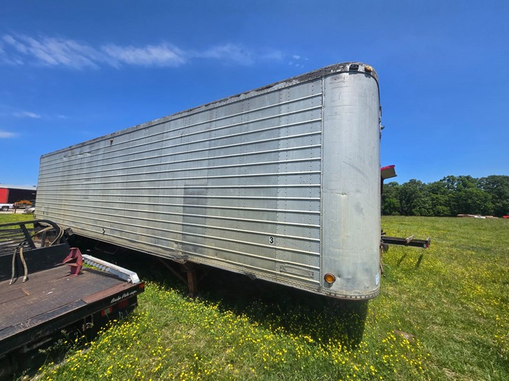 trailmobile-van-image-19
