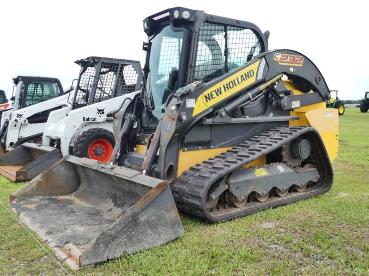 2020-new-holland-c232-image-1