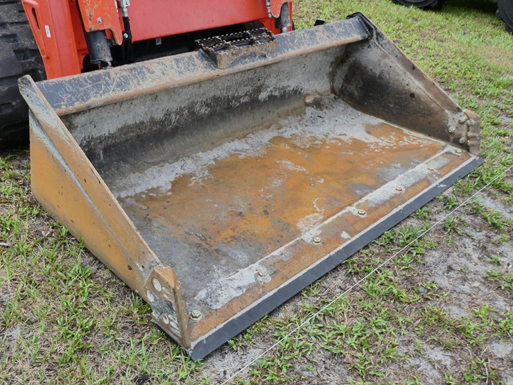 2021-kubota-svl65-2-image-3