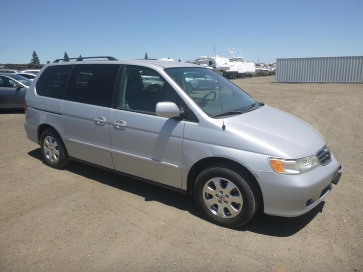 2002-honda-odyssey-image-2