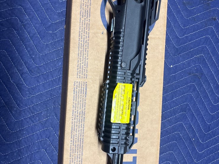 #39-•-hi-point-1095-carbine-10mm-image-3
