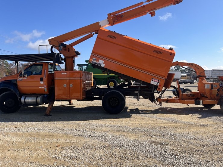 2013-ford-f750-xl-sd-image-8