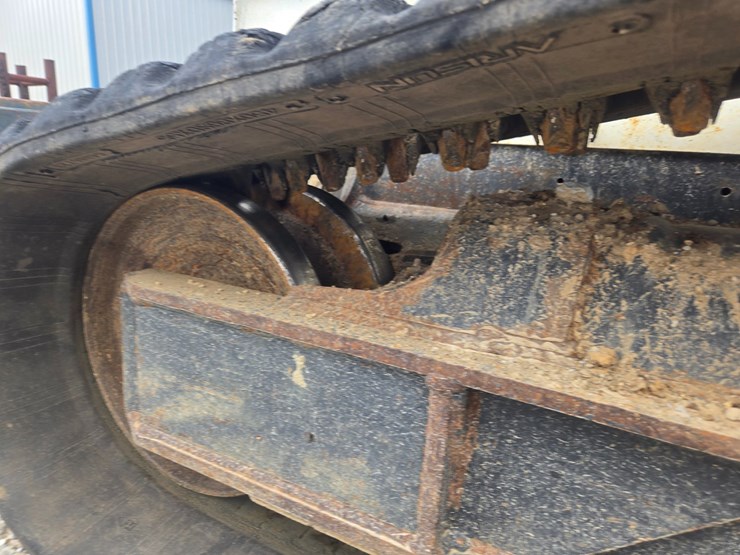 2020-bobcat-t770-image-50