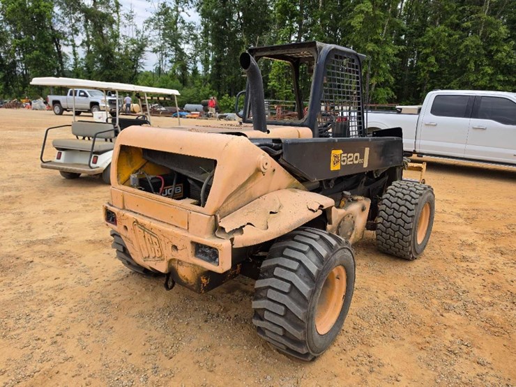 jcb-520-image-3