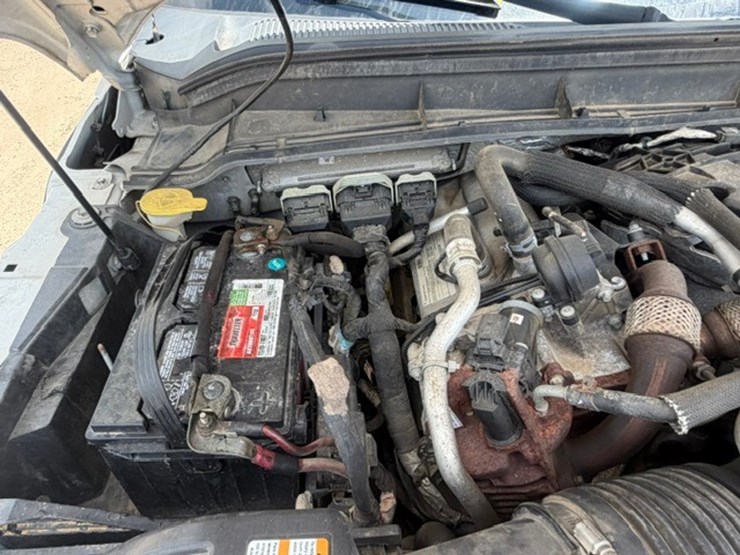 2013-ford-f550-image-58