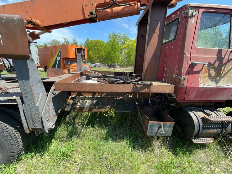 ford-l9000-image-29